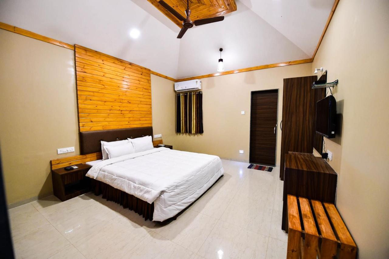 The Kanila Resort Karjat Esterno foto