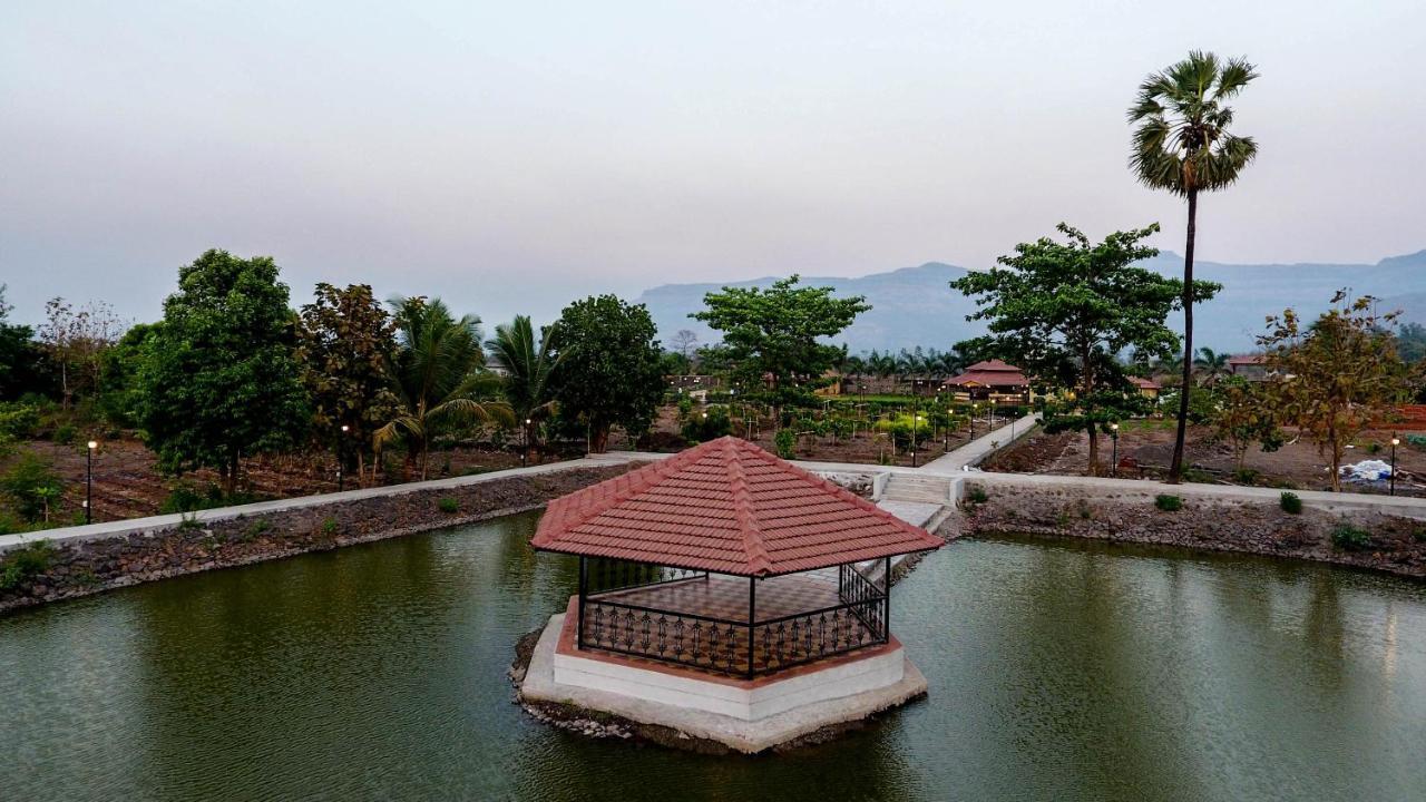 The Kanila Resort Karjat Esterno foto